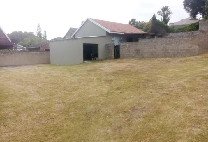 6 Bedroom Property for Sale in Kaysers Beach Eastern Cape